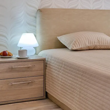 Dreams In La * Золоті Піски