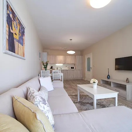 Dreams In La Золоті Піски