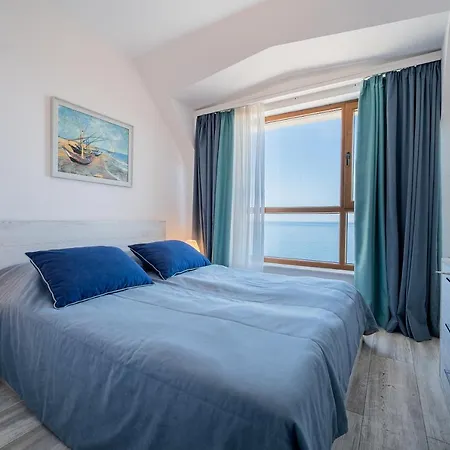Dreams In La Apartment Golden Sands