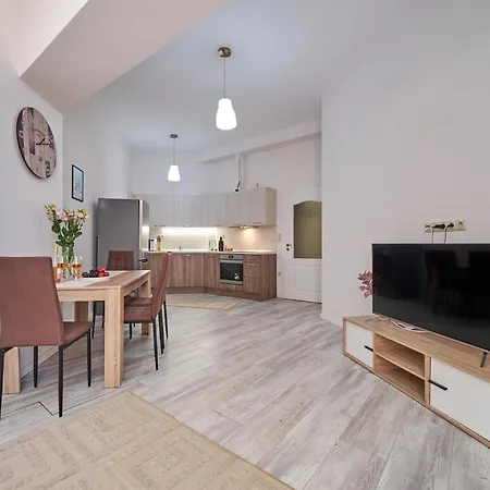 Dreams In La Zlate písky