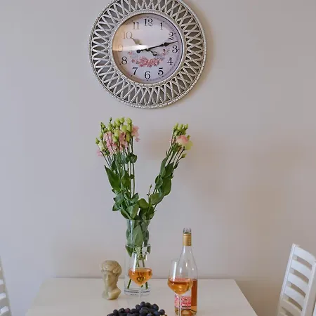 Apartment Dreams In La
